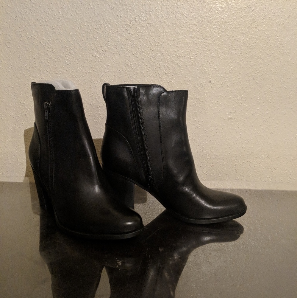 Women's Naturalizer boots